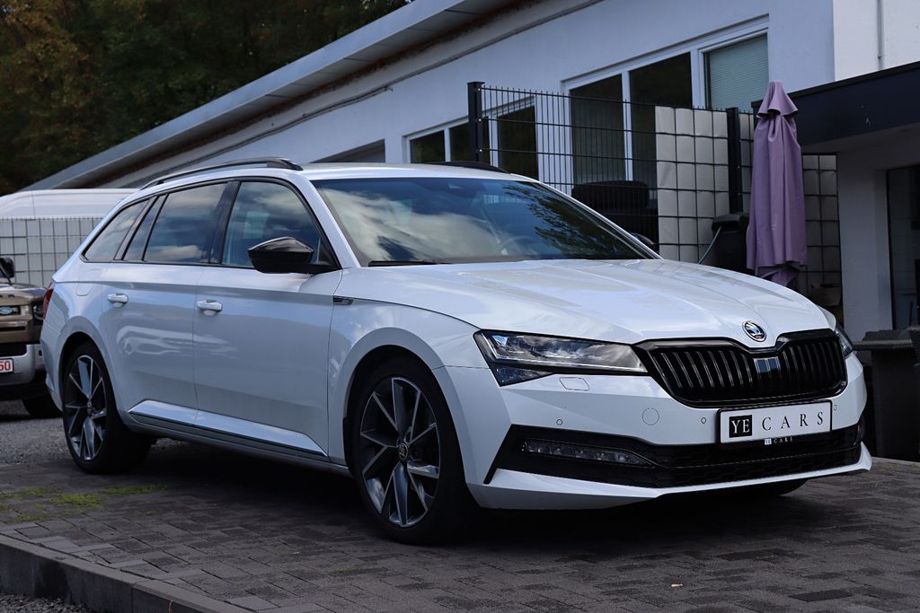 Skoda Superb Combi Sportline, Bild 4