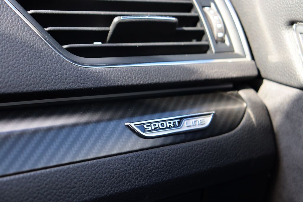 Skoda Superb Combi Sportline, Bild 12