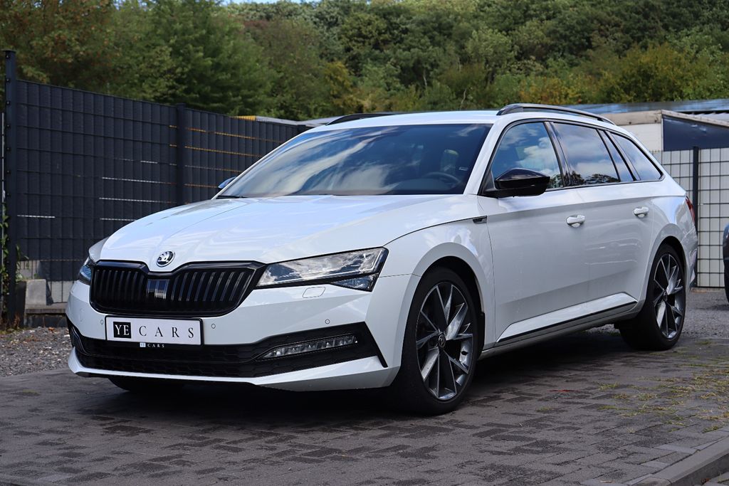 Skoda Superb Combi Sportline, Bild 2