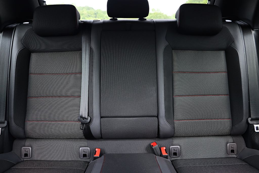 Volkswagen T-Roc 1.5 TSI Sport, Bild 15