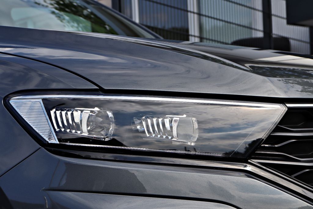 Volkswagen T-Roc 1.5 TSI Sport, Bild 5