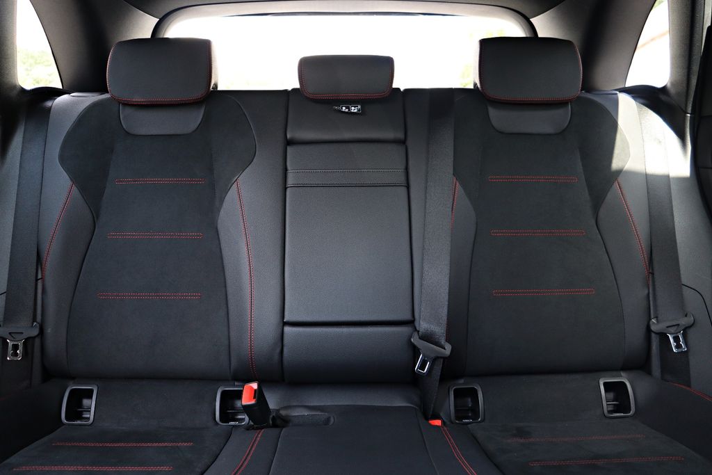 Mercedes-Benz B 200 d AMG, Bild 15