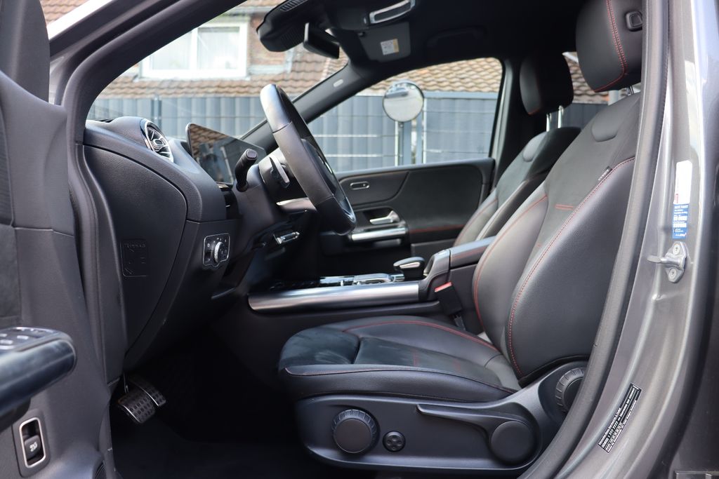 Mercedes-Benz B 200 d AMG, Bild 13