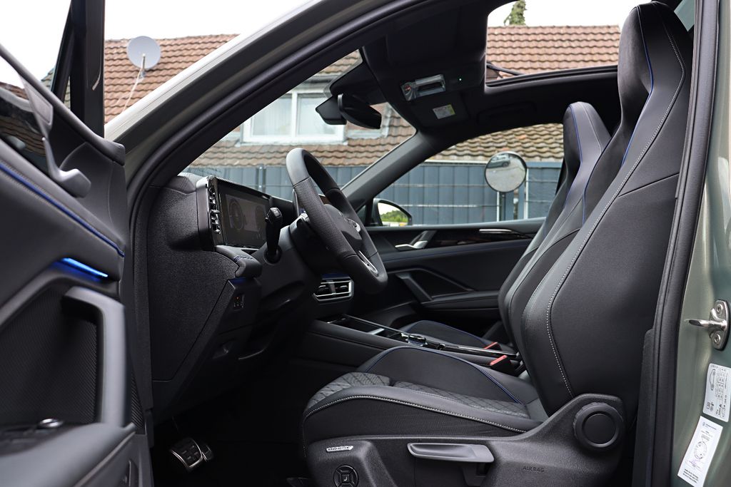 Volkswagen Tiguan 2.0 TDI R-Line 4M PANO, Bild 14