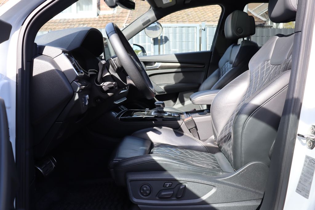 Audi SQ5, Bild 6