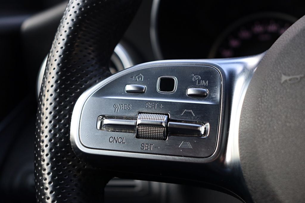 Mercedes-Benz GLC 220 d Coupe 4M. AMG Line, Bild 18